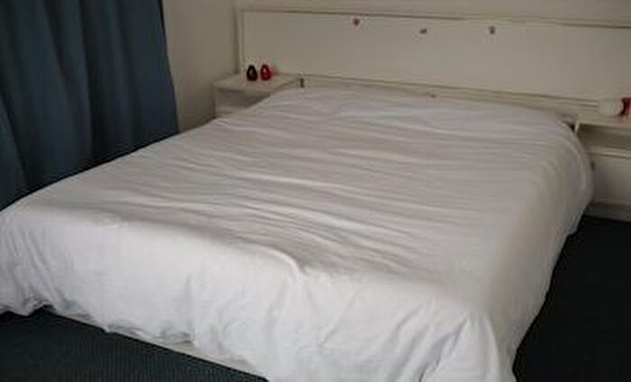 1 Bedroom Flat To Rent In Belle Vue Court, LS3