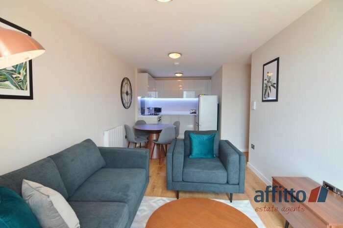 2 Bedroom Apartment To Rent In Romal Capital, Jesse Hartley Way, Liverpool, L3