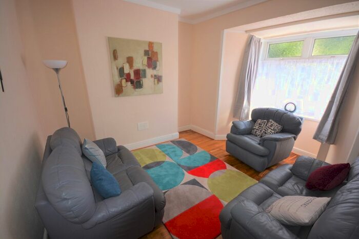 4 Bedroom Property To Rent In Stanley Terrace, Mount Pleasant, Swansea SA1