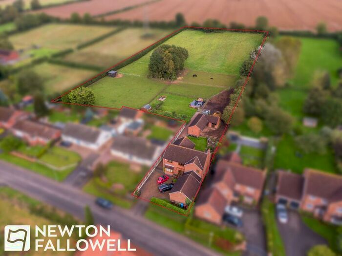 4 Bedroom Detached House For Sale In Main Street, Hayton, DN22