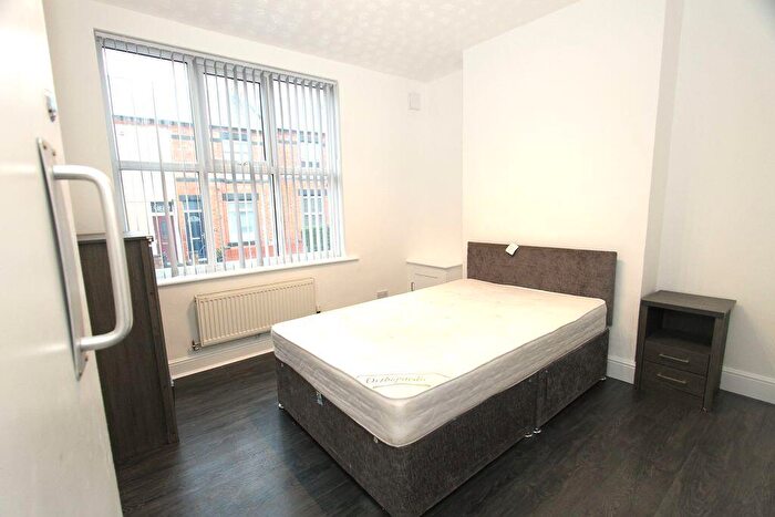 1 Bedroom House Of Multiple Occupation To Rent In Double Room - Chaucer Street, Northampton, NN2