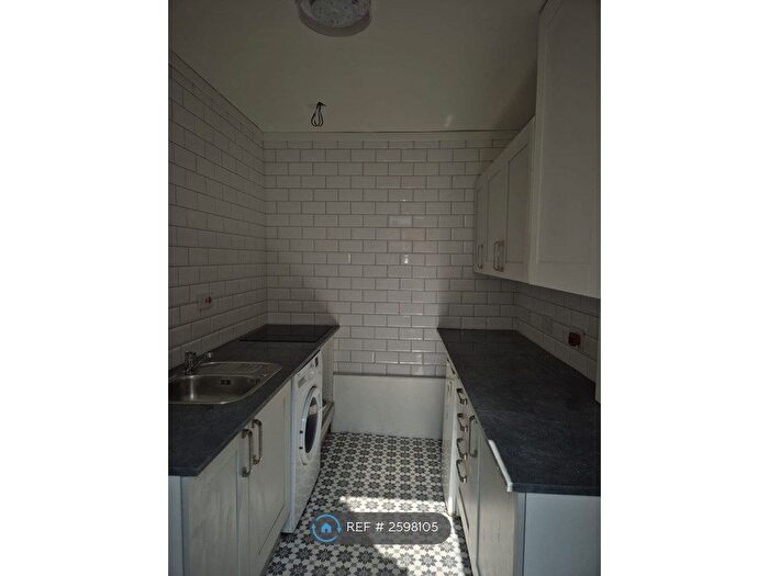1 Bedroom Flat To Rent In Gillott Road, Birmingham, B16