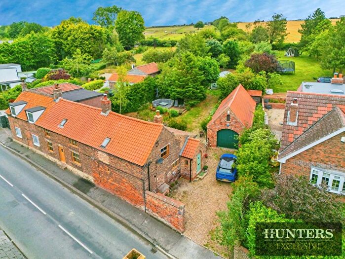 4 Bedroom Cottage For Sale In Main Street, Buckton, Bridlington, YO15