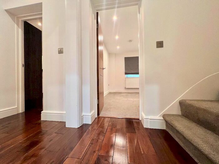 2 Bedroom Flat To Rent In St. Peters Road, Croydon, CR0