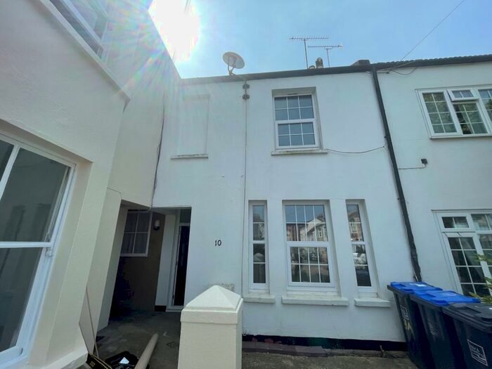2 Bedroom Terraced House To Rent In Stanhope Road, Worthing, BN11