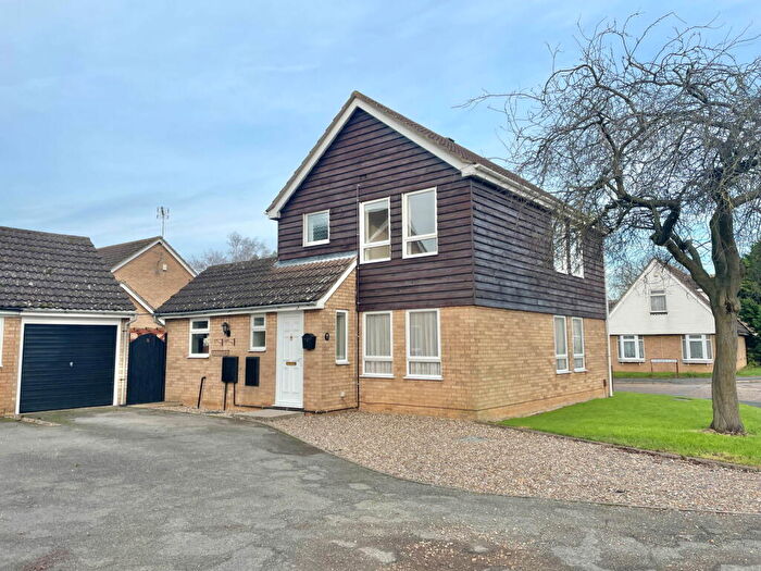 3 Bedroom Detached House For Sale In Mountbatten Drive, Leverington, Wisbech, PE13