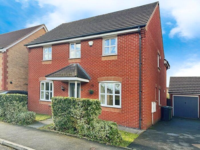 4 Bedroom Detached House To Rent In Lee Bank, Westhoughton, Bolton, BL5