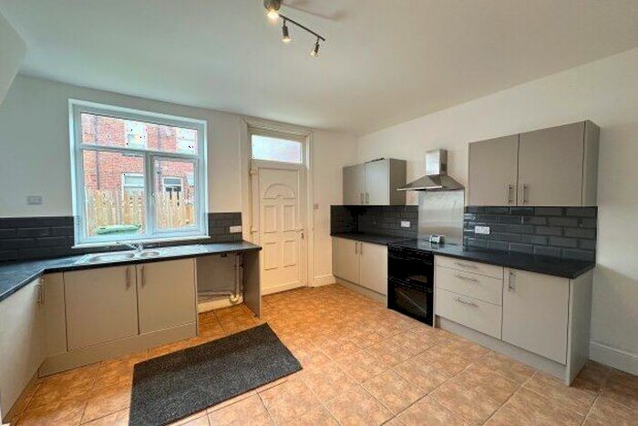 2 Bedroom Terraced House To Rent In Abbott Terrace, Wakefield, WF1