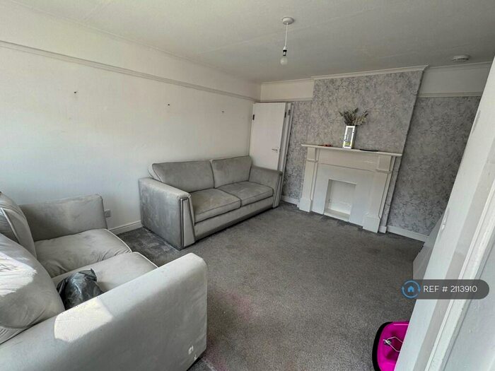 2 Bedroom Terraced House To Rent In Woodhall Place, Coatbridge, ML5