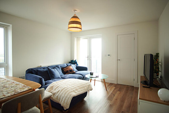 2 Bedroom Flat To Rent In , Aspen Drive, Patchway, BS10