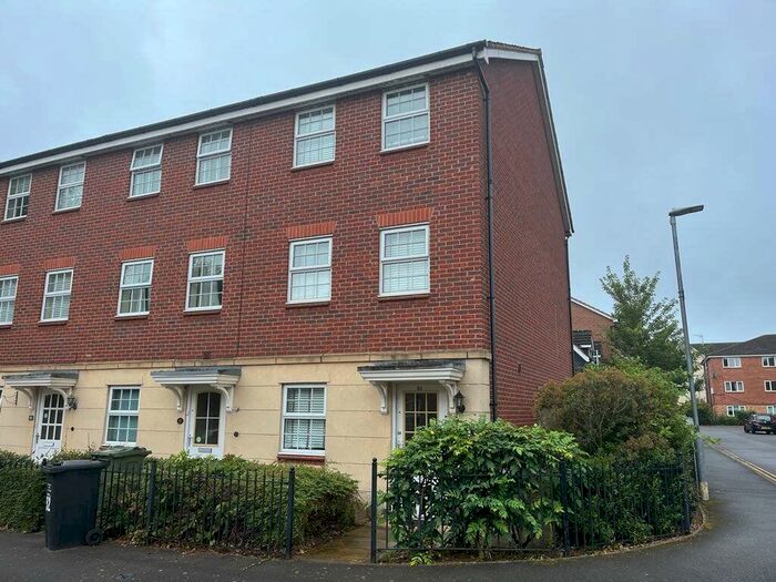 4 Bedroom Property To Rent In Kingfisher Way, Loughborough - Incl Bills, LE11