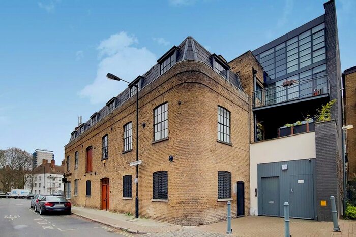 1 Bedroom Flat To Rent In George Row, Shad Thames, London, SE16