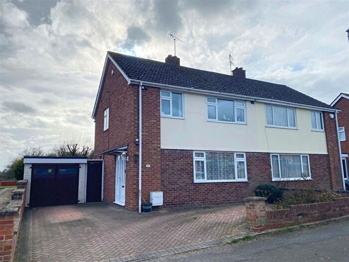 3 Bedroom Semi Detached House For Sale In Mitton Way, Mitton, Tewkesbury, Gloucestershire, GL20