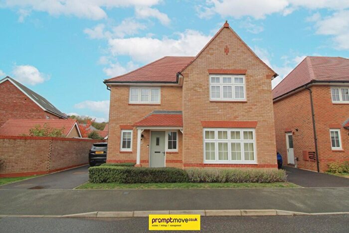 4 Bedroom Detached House To Rent In Magpie Meadows Luton, LU1