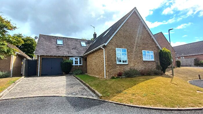 4 Bedroom Detached House To Rent In Burford Road, Chipping Norton, OX7