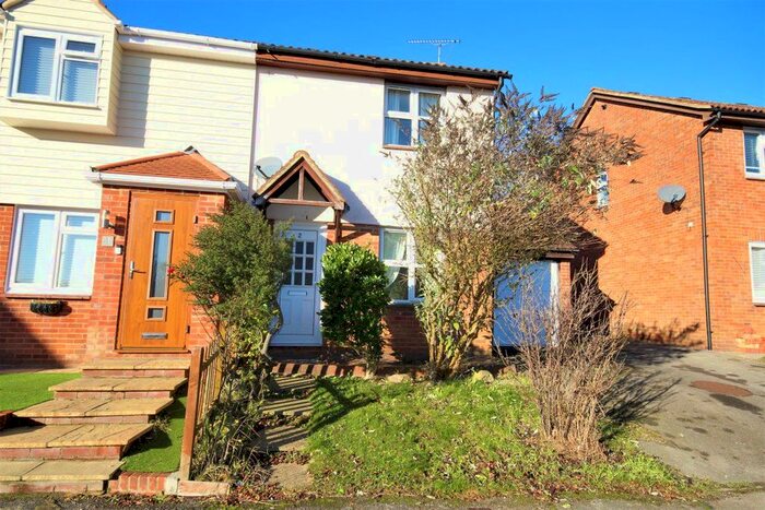 2 Bedroom Property To Rent In Gloucester Place, Billericay CM12