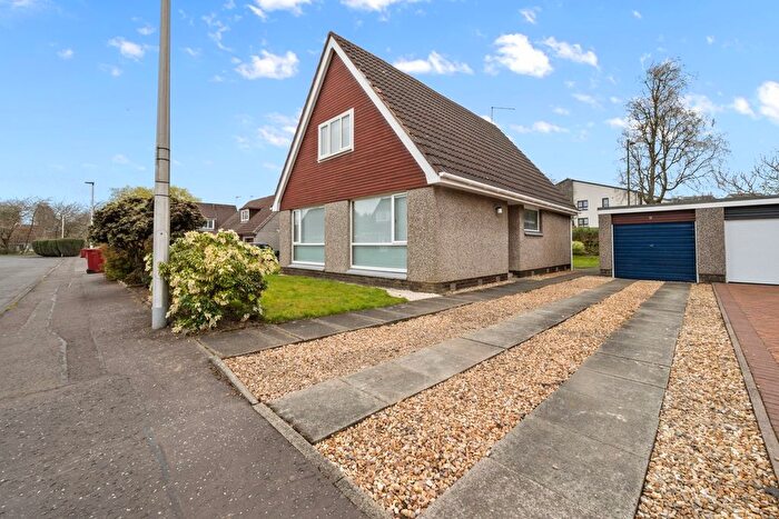 3 Bedroom Detached House For Sale In Miller Park, Polmont, Falkirk, FK2