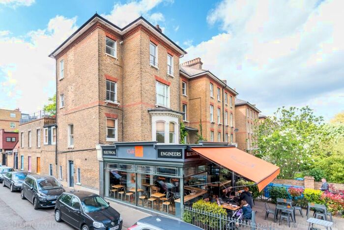 2 Bedroom Flat To Rent In Peckham Rye East Dulwich, SE22