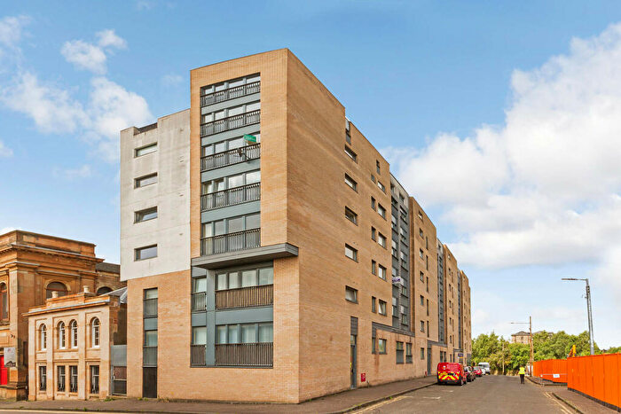 2 Bedroom Flat To Rent In Bell Street, College Heights, G4