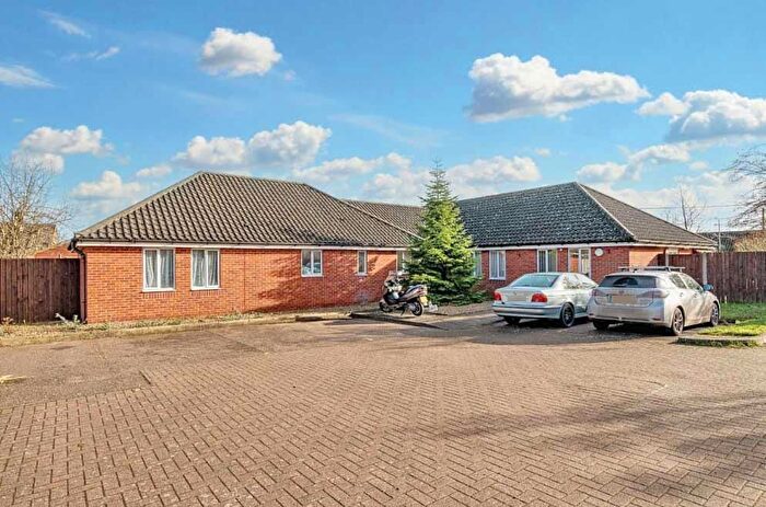 5 Bedroom Detached Bungalow For Sale In Stracey Road, Buxton, Norwich, NR10