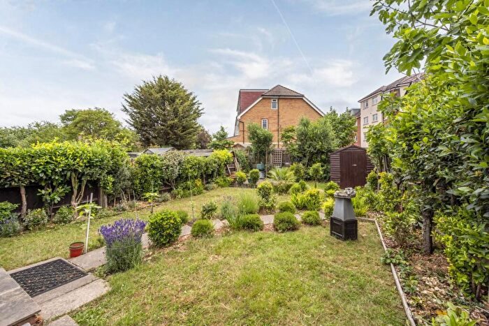 3 Bedroom Semi-Detached House For Sale In Central Road, Morden, SM4