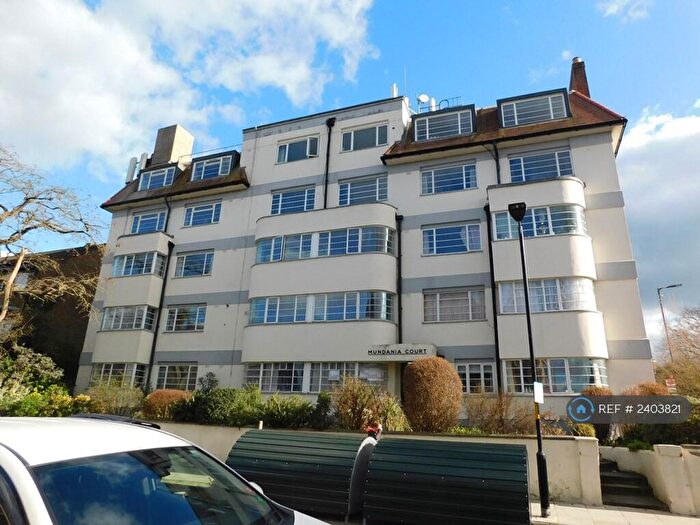 2 Bedroom Flat To Rent In Mundania Court, London, SE22
