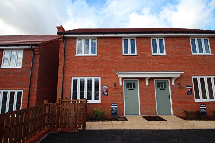 3 Bedroom Semi-Detached House To Rent In Turtle Dove Close, Hinckley, Leicestershire, LE10
