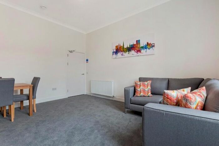 2 Bedroom Flat To Rent In Perth Road, West End, Dundee, DD2