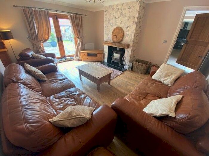 2 Bedroom Detached House To Rent In Wigginton Road, Wigginton, York, YO32