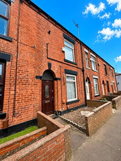 2 Bedroom Terraced House For Sale In Fields New Road, Chadderton, Oldham, OL9
