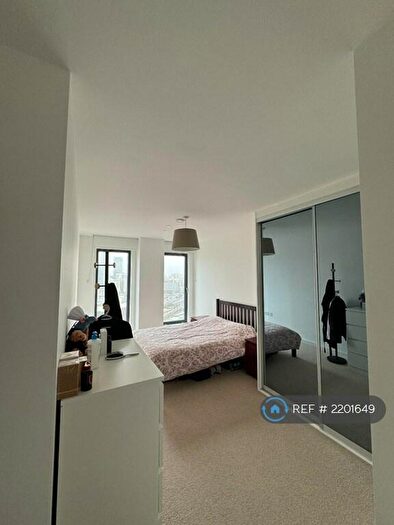 2 Bedroom Flat To Rent In Legacy Tower, London, E15