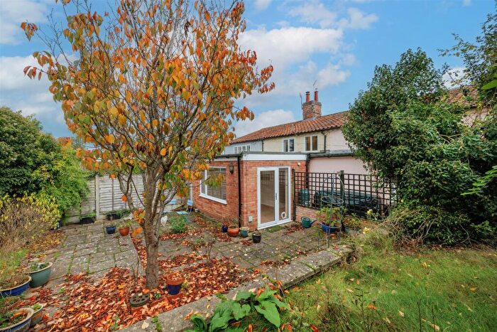 2 Bedroom End Of Terrace House For Sale In London Road, Halesworth, IP19