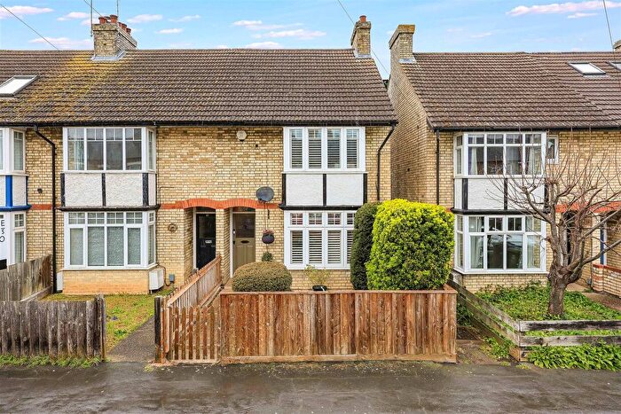 3 Bedroom End Terrace House For Sale In Oxford Road, Cambridge, CB4