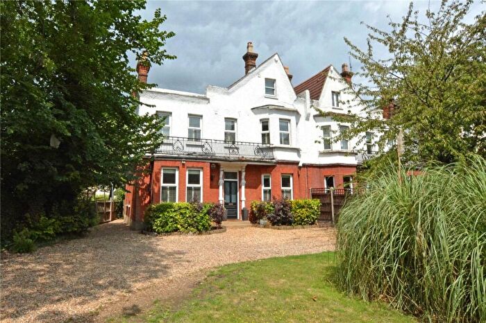 5 Bedroom Semi-Detached House To Rent In Shooters Hill Road, London, SE3