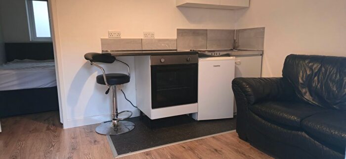 1 Bedroom Flat To Rent In Oxford Road, Reading, RG30