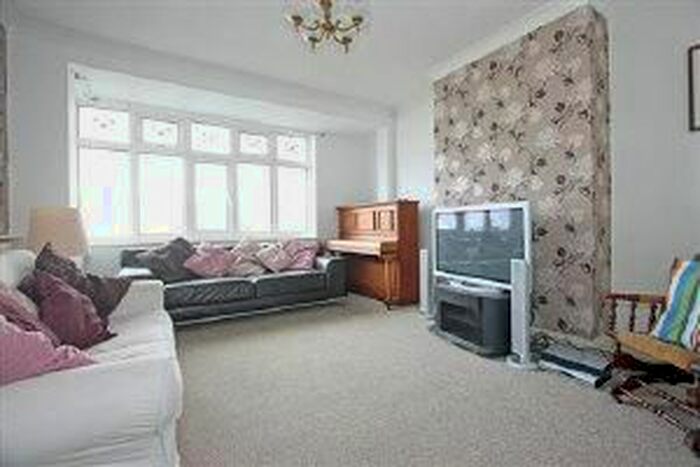 4 Bedroom Terraced House To Rent In Parkthorne Rd, Balham, London, SW12