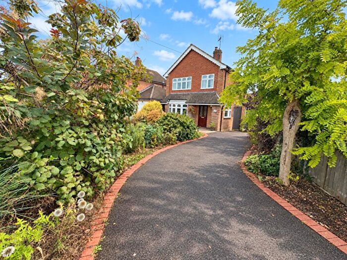 3 Bedroom Detached House For Sale In Welbeck Close, Blaby, Leicester, LE8
