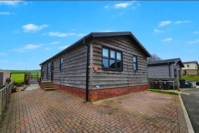 2 Bedroom Park Home For Sale In ., Plymouth, PL7