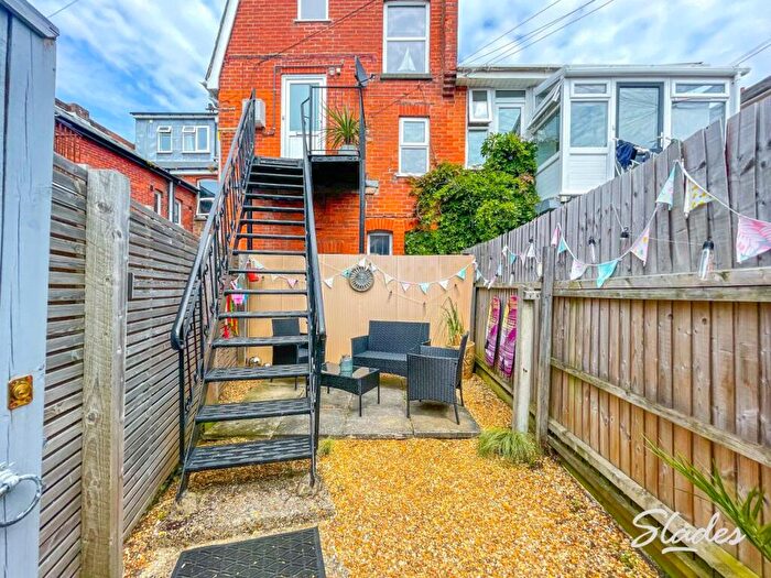 3 Bedroom Apartment To Rent In Carbery Lane, Southbourne, Bournemouth, BH6