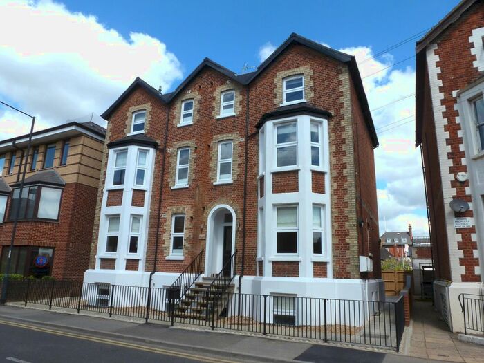 1 Bedroom Flat To Rent In York Road, Maidenhead, SL6