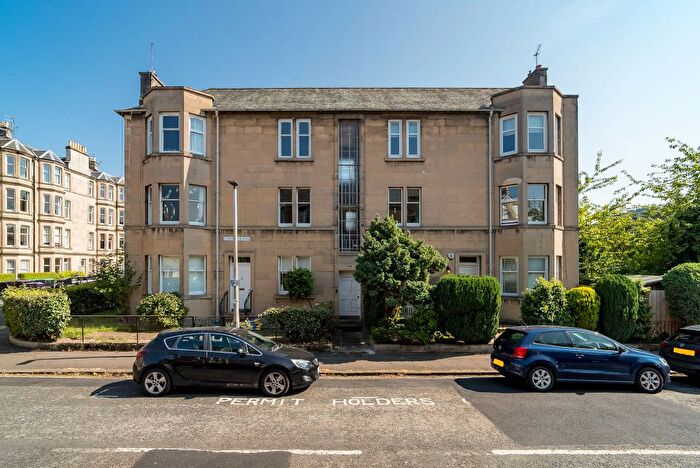2 Bedroom Flat To Rent In Learmonth Park, Comely Bank, Edinburgh, EH4