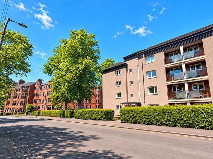 1 Bedroom Flat To Rent In Crown Road North, Flat /, G12