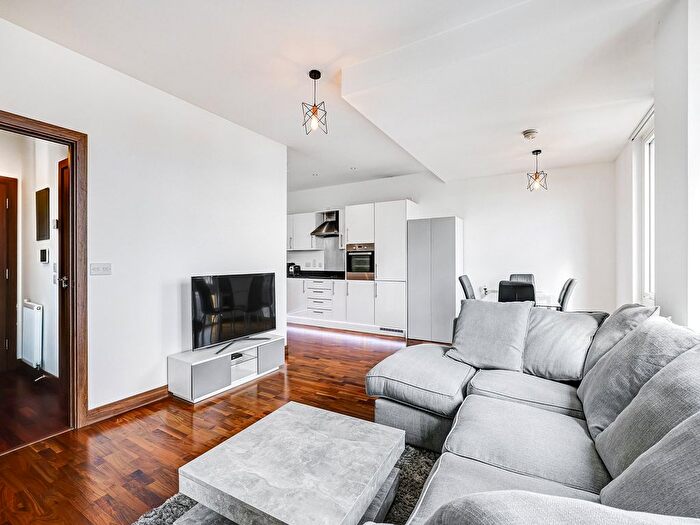 1 Bedroom Flat To Rent In Elliot Lodge, Cyrus Field Street, SE10