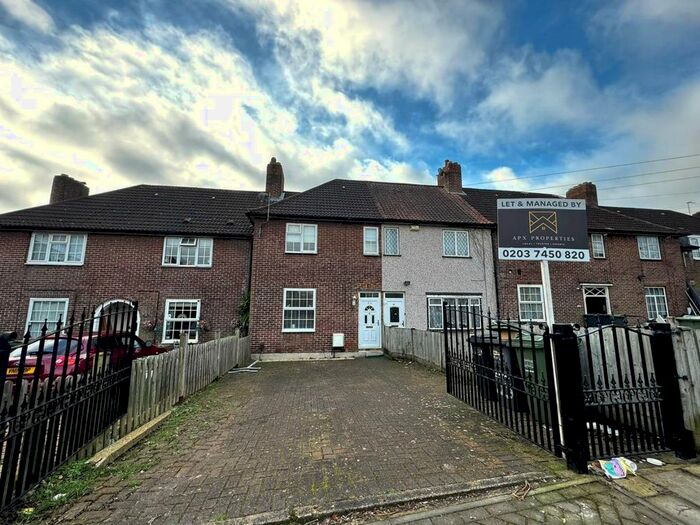 2 Bedroom Terraced House To Rent In Launcelot Road, Downham, Bromley, BR1
