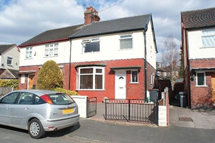3 Bedroom Semi Detached House To Rent In St Georges Avenue West, Wolstanton, ST5