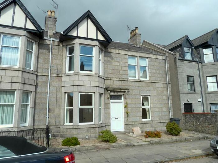 2 Bedroom Flat To Rent In Stanley Street, Ground Floor AB10