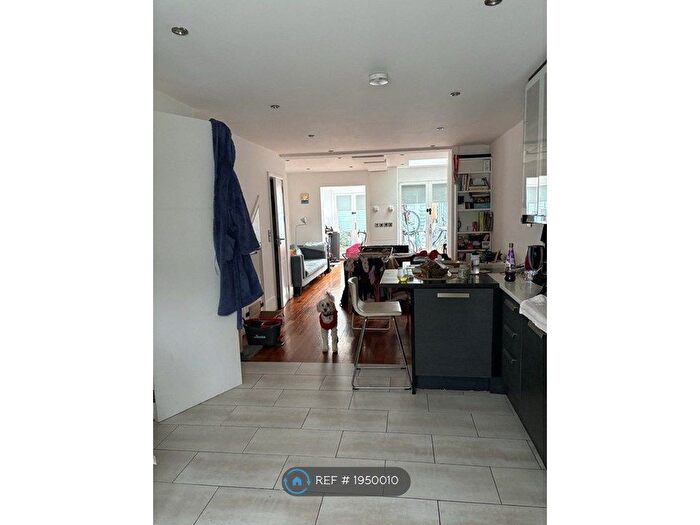 3 Bedroom Terraced House To Rent In Greenfield Road, London, N15