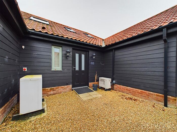 2 Bedroom Detached House To Rent In King Row, Shipdham, IP25