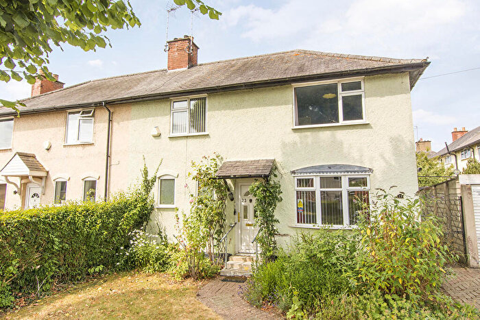 3 Bedroom Semi Detached House For Sale In Hillside Road, Market Harborough, LE16