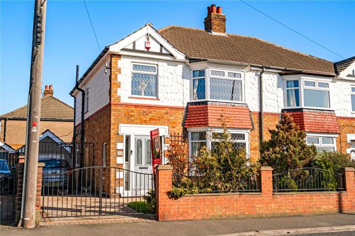 3 Bedroom Semi-Detached House For Sale In Littlefield Lane, Grimsby, Lincolnshire, DN34